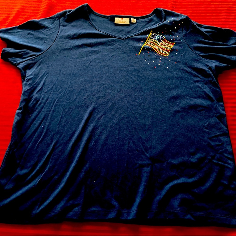 Pre-Owned Blue Quacker Factory Rhinestone USA American Flag 4th of July T-Shirt